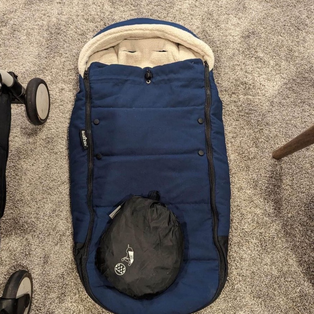 Gently used baby zen yo-yo footmuff